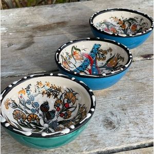 Nakkas hand painted small bowls set of 3 nwt